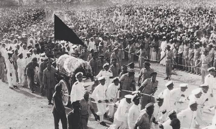 imshia's tweet photo. آج قائداعظم محمد علی جناح کا یوم وفات ھ�� قوم کو یاد ھے؟
#11September 
#Death #QuaideAzam #Pakistan #Karachi #Shia 
#viral https://t.co/2I5F1YaPuj