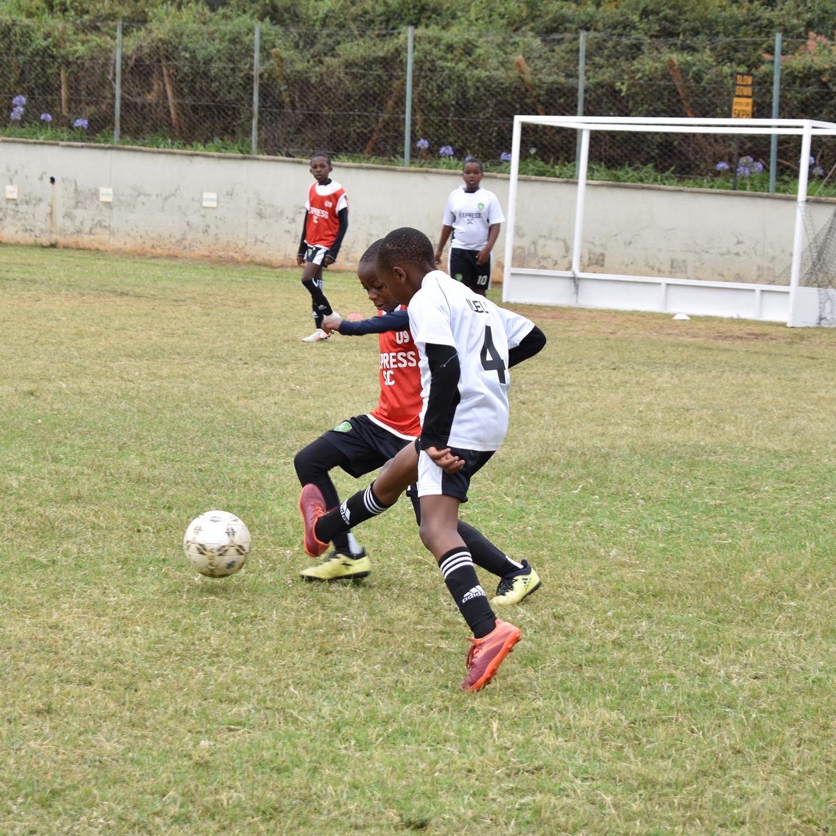 ExpresssoccerKe's tweet photo. Weekend training session. #Dreamspace
#weareexpress
#soccerball
#chezaboli https://t.co/bsBrsFjt8f