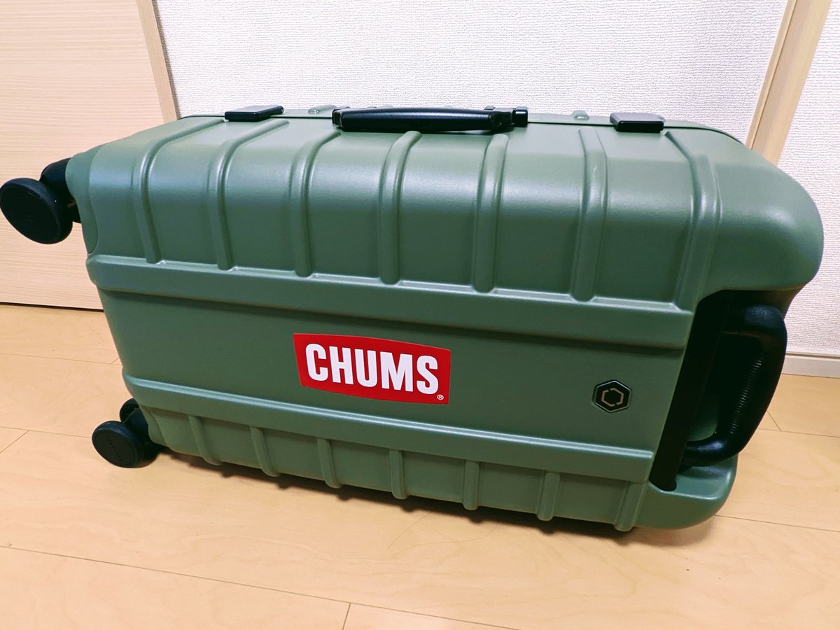 mk554x's tweet photo. NEWキャリーケース
ステッカーでマーキング完了!
#SOLGAARD https://t.co/0kHf5j13CS
