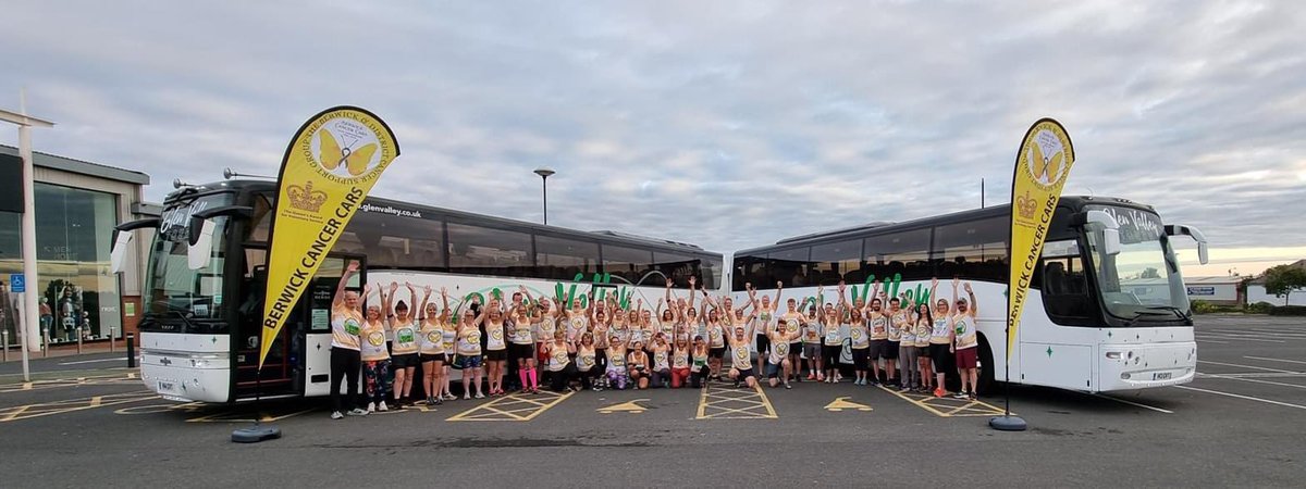 this is the amazing team running for @BwkCancerCars #GNR2022 #GreatNorthRun2022