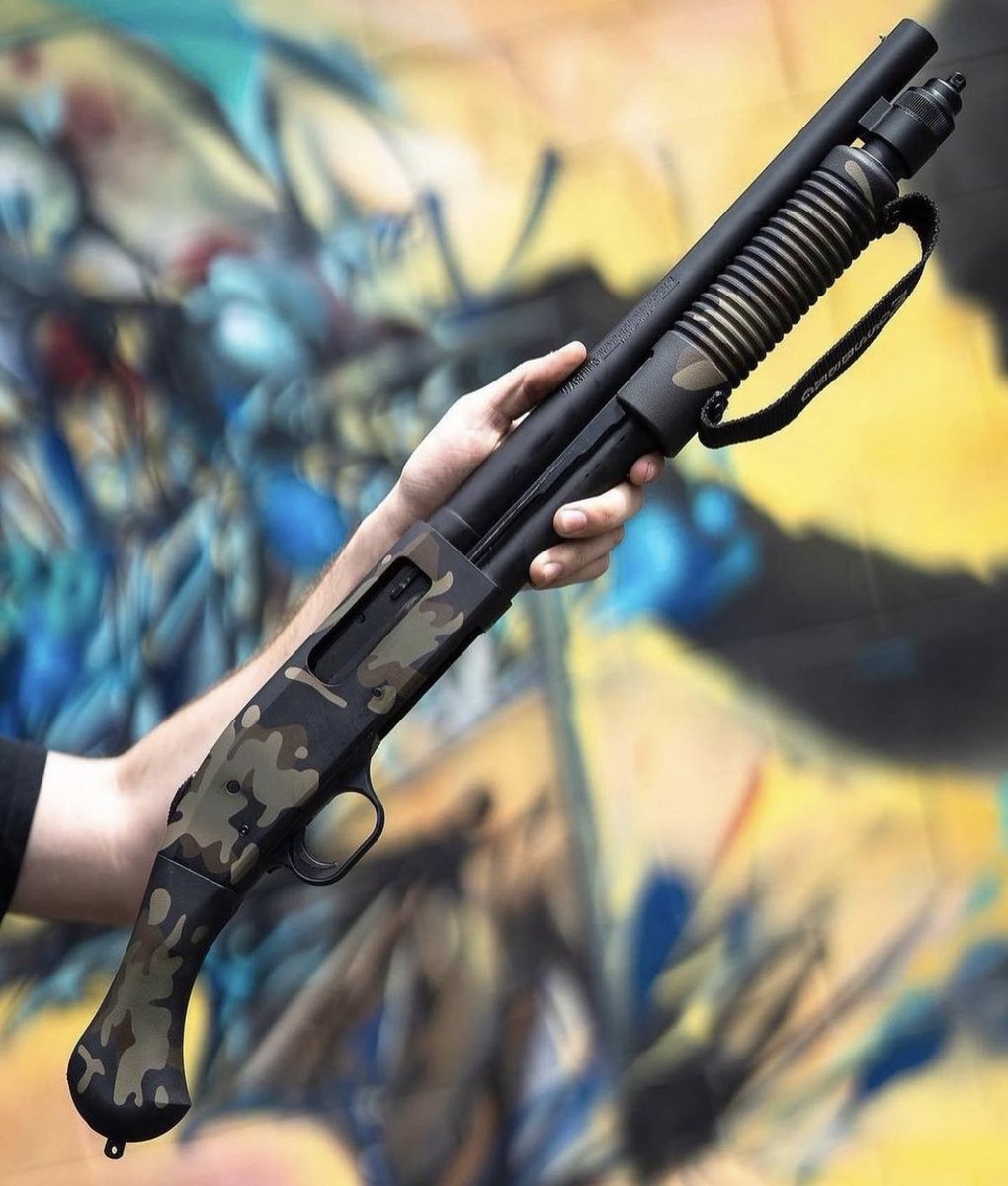 MossbergCorp's tweet photo. Boom stick. #Mossberg #MossbergShockwave #Mossberg590Shockwave https://t.co/oEawk4jpBK