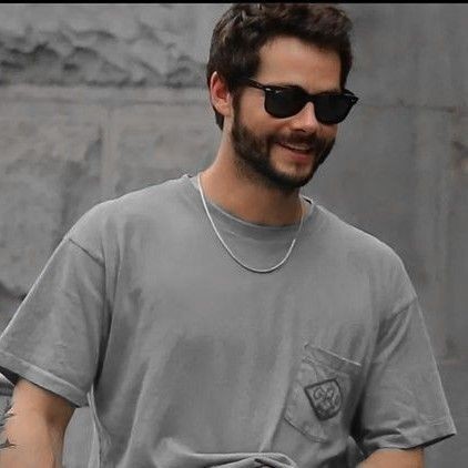 BhrienODylan's tweet image. The feminine urge to call him daddy is strong