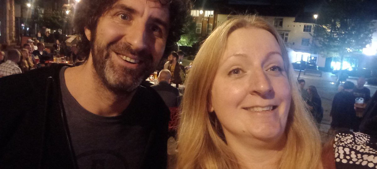 hannahtime's tweet photo. So happy to have met @watsoncomedian last night. Literally helped us get through lockdown with @nomorejockeys . Also watched him spend 6 minutes trying to oven an unlocked briefcase on Taskmaster just before this was taken. https://t.co/yWHSyQx1wR