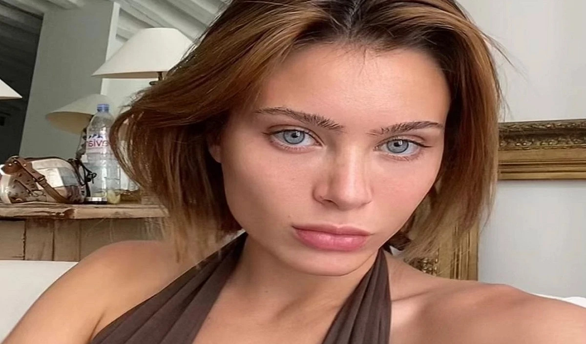 Country Connect News on Twitter: "Pregnant American actress Lana Rhodes : अमेरिकी अभिनेत्री लाना