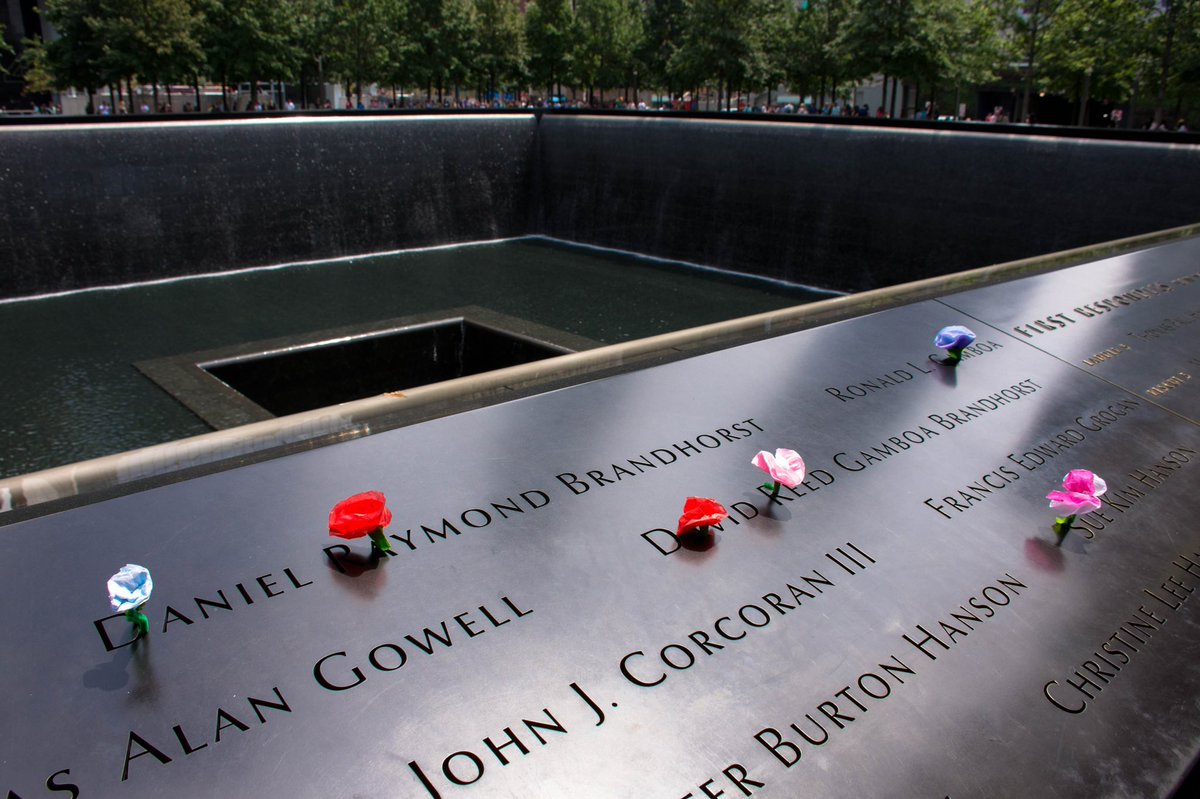 LilyBfoto's tweet photo. #NeverForget911 #NeverForget #911NeverForget https://t.co/K4QqVRoo9N