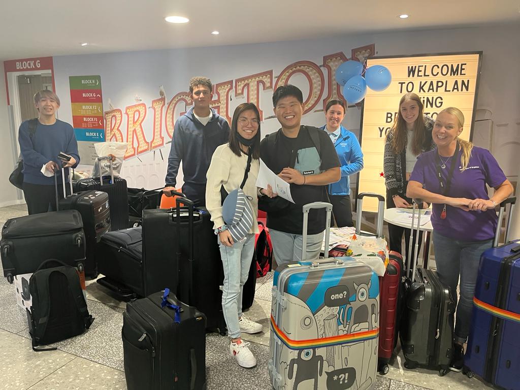UBICBrighton's tweet photo. Welcome to Brighton to our first groups of students who arrived yesterday! 🎉🤗

We hope you are as excited as we are about this new journey you are about to begin ✨

#KaplanLife #MyPathMyWay #newstudents https://t.co/rWPetDuCE4