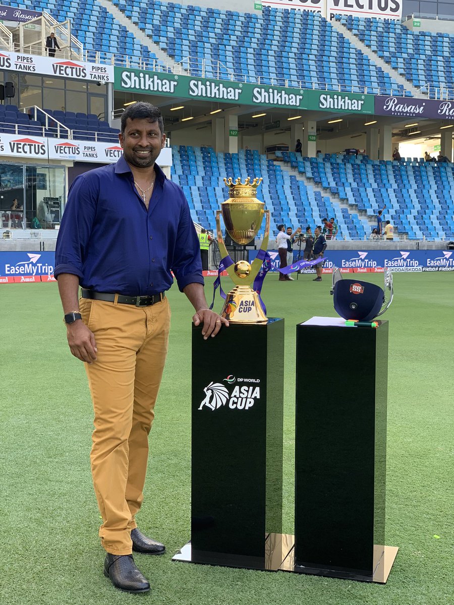 Russel Arnold tweet media