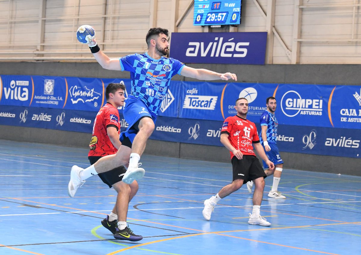 ⌚ 40'

<a href="/bbaseoviedo/">Confía Base Oviedo</a> 26 ⚔️ 22 <a href="/gijonjovellanos/">Royal Premium Gijón</a> 

#VamosBase 🔵⚡