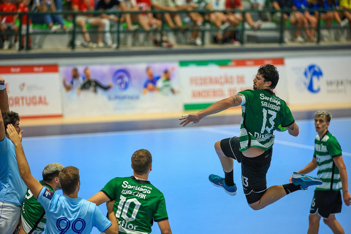 SCPModalidades's tweet photo. Todos 𝐉𝐔𝐍𝐓𝐎𝐒 para a final! 🟢⚪ #AndebolSCP

🎫 Bilhetes disponíveis até às 15h00 no Serpa Hotel (Rua do Parque de Campismo) e depois das 15h00 no Núcleo SCP de Serpa. https://t.co/6hYOdc7GVf