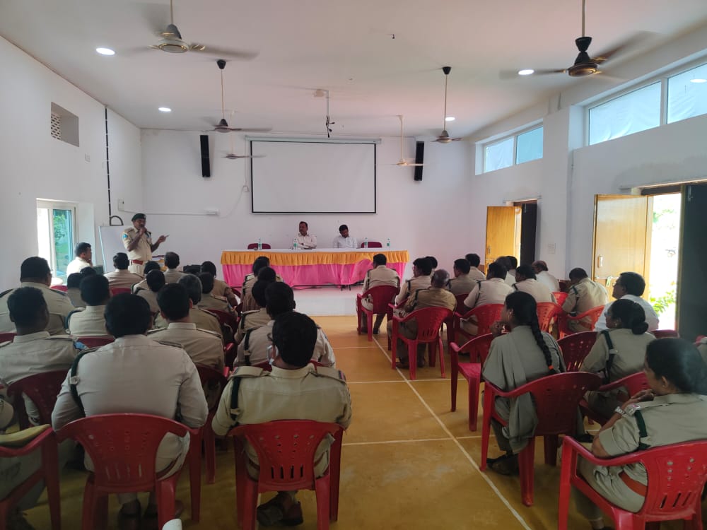 AmrabadTr's tweet photo. Paid respects &amp; floral tributes to the Forest Martyrs at Achampet Forest complex on the National Forest Martyrs Day. https://t.co/4ipTew0ooR