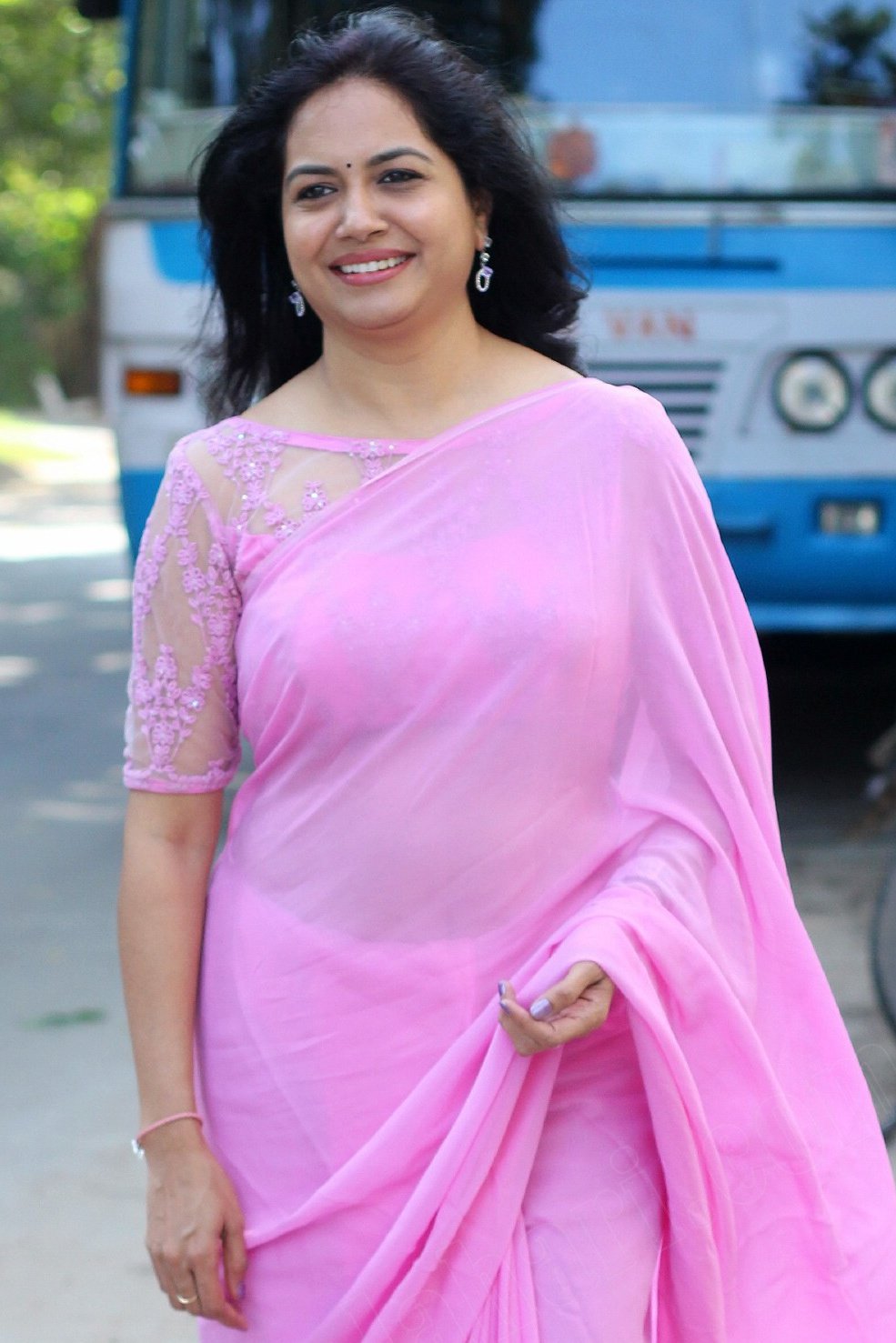 Image  Singer Sunitha – The Most Beautiful and Melodious Star of Indian Cinema | iiQ8 Entertainment