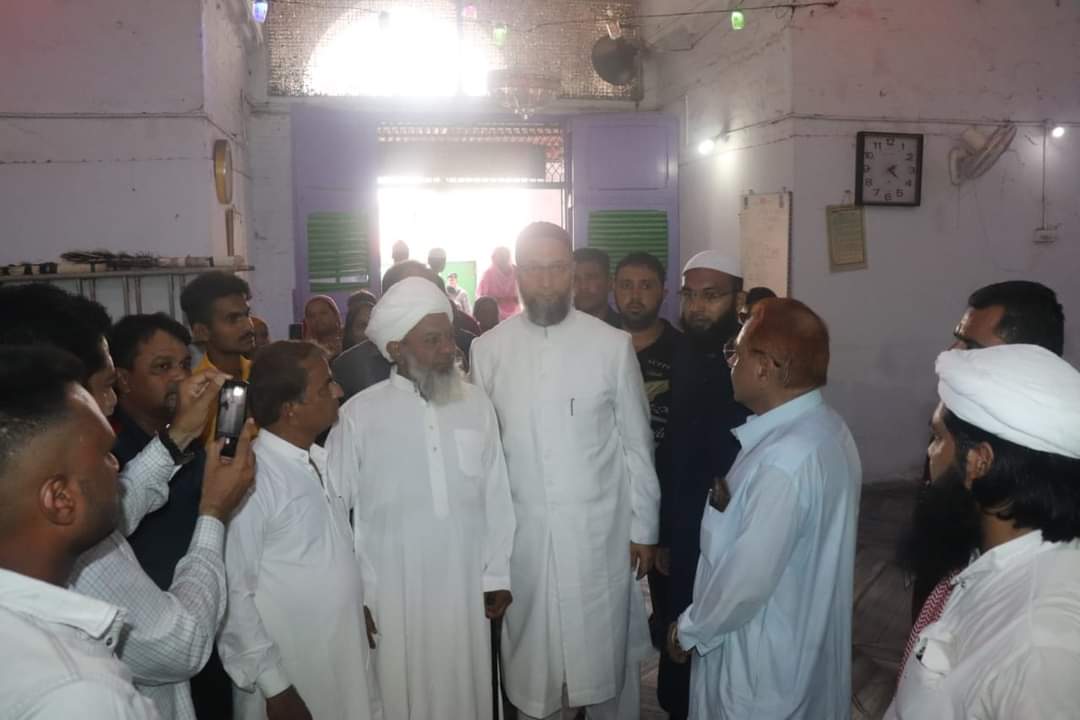 AIMIM_Nampally's tweet photo. @aimim_national President Barrister @asadowaisi Sahab Today At Shahpur, Ahmedabad, Gujarat

#OwaisiInGujarat #Ahmedabad 
@SabirKabliwala @Aimimgujrat https://t.co/GBhrM3AhVU