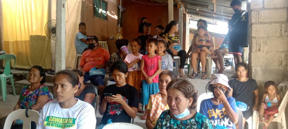 XMAI_Token's tweet photo. Our Dear XMAI Token member 916****337  and his team from Lapu-Lapu Cebu, conducted an out reach program to give goods to each family in their area and at the same time promoted our XMAI Token, on how they can earn and improved their life with XMAI . https://t.co/2Z8ushHP9o