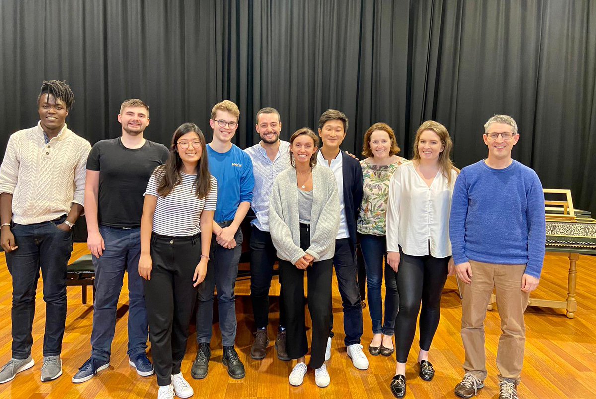 natoperastudio's tweet image. Absolutely loved hosting these wonderful pianists at our very first short course dedicated to the art of being an opera repetiteur. 👏🙌 

Thank you also to co-course leaders Brenda Hurley (@RoyalAcadMusic) and Susanna Stranders (@royaloperahouse) for their advice and support!