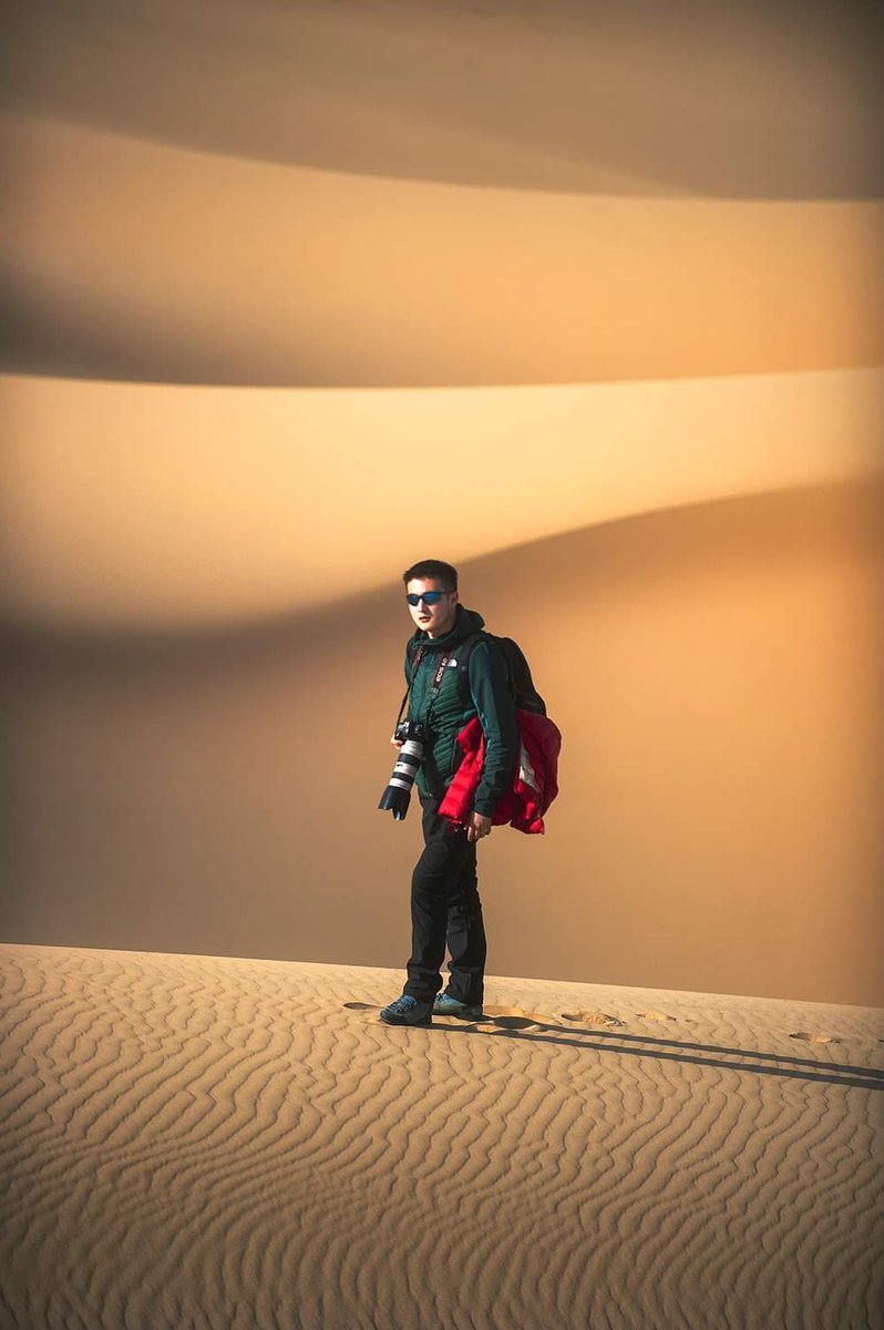 Монголын төдийгүй дэлхийд гайхагдсан Б. Эрдэнэбулган зурагчнаа олноороо дэмжээрэй! машид төгсөрсөн зүрх сэтгэлээ энэ мэргэжилдээ зориулсан Монголоо дэлхийд таниулж буй хөдөлмөрч Залуудаа урам хайрлаж Твиттер хаягийг нь 100к болгоцгооё. Гайхамшигтай зурагчин!.
<a href="/ErdenebulganMgl/">Erdenebulgan Photographer</a>