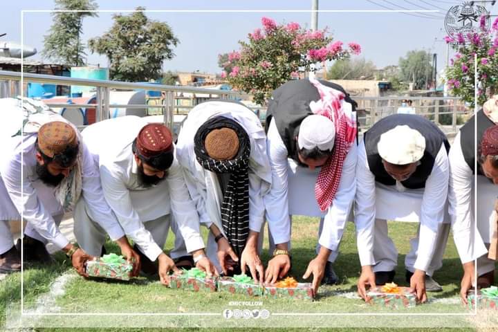 په خوست کې د ۱۵ نیم میلیونو افغانیو په ارزښت د ښار عمومي جادو روښنایۍ سیستم پروژه پېل شوه چې د څلورو میاشتو په ترڅ کې به بشپړه شي.