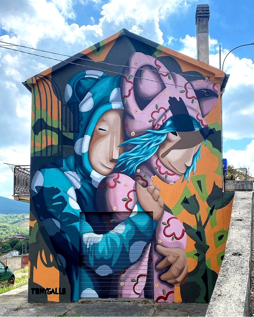 brababella's tweet photo. #Streetart by #TonyGallo @ #SantaSofiadEpiro, Italy, for #Ylberi, #GulìaUrbana
More info at: https://t.co/0rRjED3RaD
#streetartSantaSofiadEpiro #streetartitaly #italystreetart #arteurbana #urbanart #murals #muralism #contemporaryart #artecontemporanea @tonygallohelp https://t.co/9EWqdjEM1k