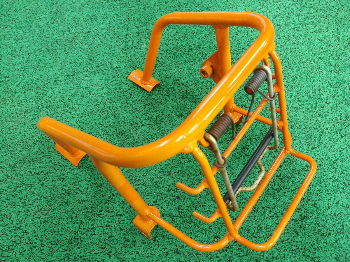 upgarage_rt's tweet photo. スズキ DF200E
🍊純正ヘッドライトガード
&純正キャリア買取いたしました✨
🍊🍊🍊ビタミンカラーで
元気いっぱいなイメージ✨
まだまだしっかり活躍してくれると思います☝
気になる方はお早めに✨
みなさまのご利用、心よりお待ちしております😊
#バイク用品買取
#スズキ
#DF200E https://t.co/XatzoOEIrR