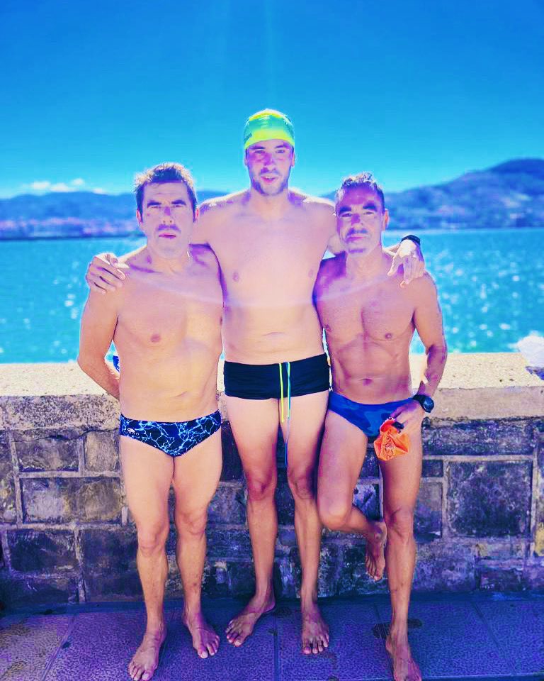 delafuentejfv's tweet photo. #BuenosDiasATodos ayer participé en la Travesía solidaria “Getxo nada por la ELA” , 8º posición sin forzar la maquinaria….buen ambiente y como siempre buena gente como se acostumbra en mi tierra💪🏻💪🏻💪🏻
#openwater #comoseentrenasecompite #winnerman #justmybody #natacion https://t.co/pJRiYqf4QK