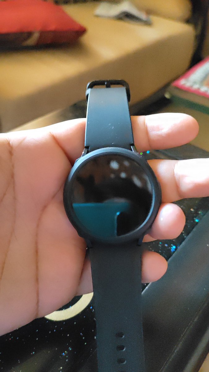 PremMehra24's tweet photo. My 5 months old Samsung watch 4 is not working. It is not getting started. Can you pls urgently look into this..

Wondering if my 24k was worth to spend.. 

@SamsungIndia @Samsung @SamsungMobile https://t.co/svKuzlHPT1