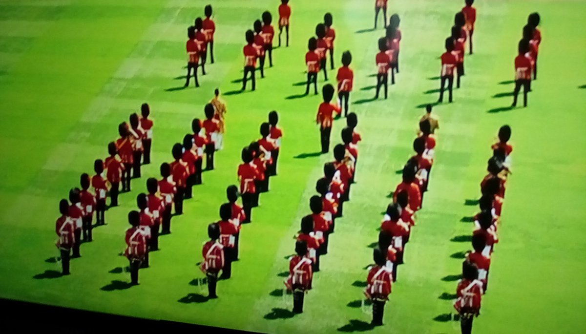 Depressing to see Lard Nicholas Soames ( SERCO boss ) on #Kuenssberg along with Baroness Amos on the Sunday TV programme. Politics is supposed to be taking a back seat until the late Monarch has been laid to rest. <a href="/BBCNews/">BBC News (UK)</a>