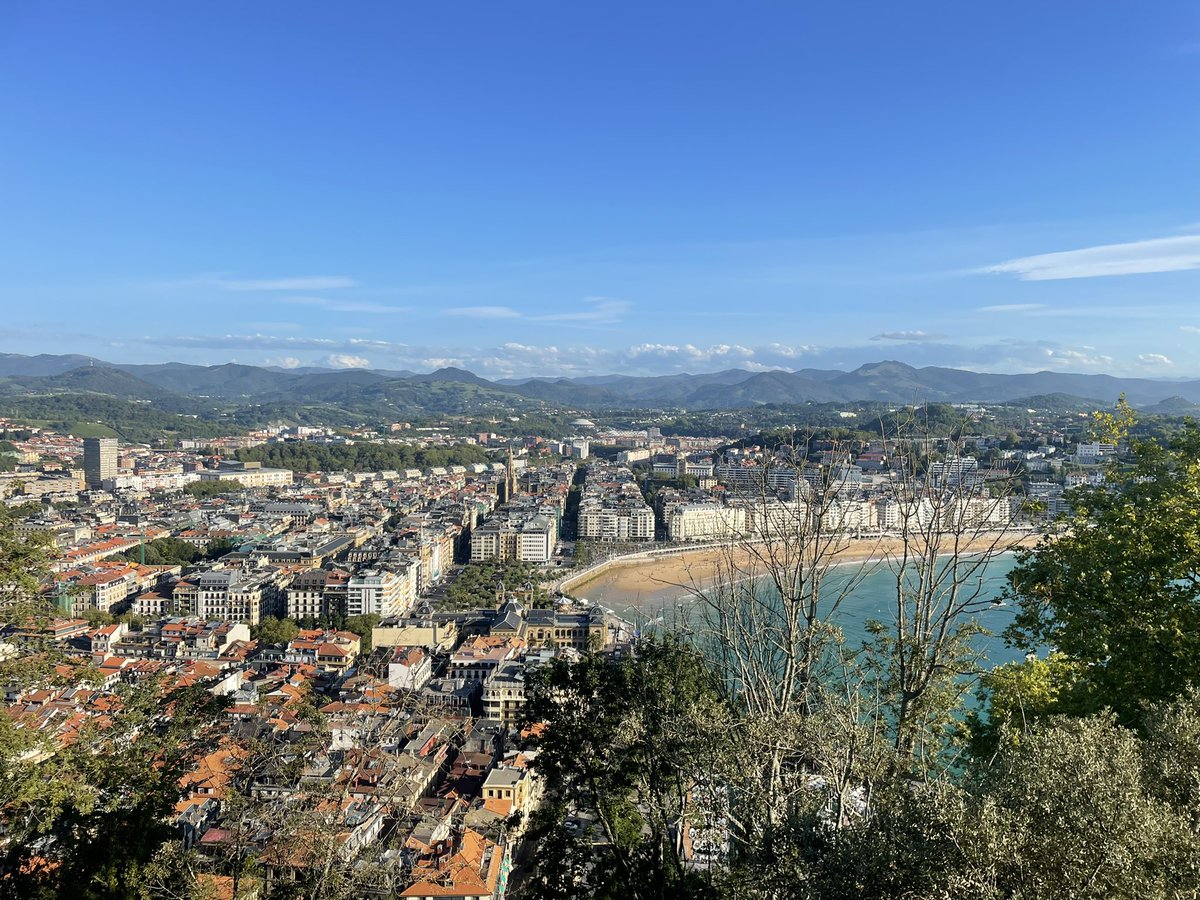 AgateJoseph's tweet photo. Was great presenting a poster at #ecsa59 in San Sebastián last week. I met lots of interesting people that have given me lots of food for thought for my PhD!
Huge thanks to @ECSAssociation for support with funding.
@AquaticBrighton https://t.co/Vzeu7rYu6o