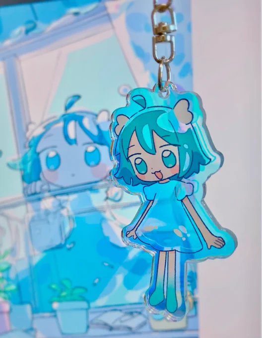 今週の14日(水)20時からBOOTHにて販売します! スイちゃんのオーロラアクリルキーホルダー 