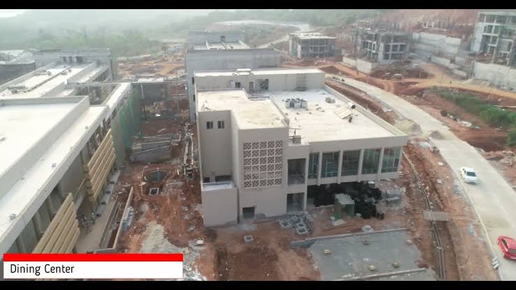 AndhraIndex's tweet photo. IIM Vishakapatnam
The institution started the first batch of its Post Graduate Program (PGP) in Management from August 2015.

The under construction permanent campus is slated to come up on a 240-acre area.

Sanctioned amount for Phase 1 is ₹441 cr &amp; for Phase 2 it is ₹1,000 cr https://t.co/Cjd1Gl8czK