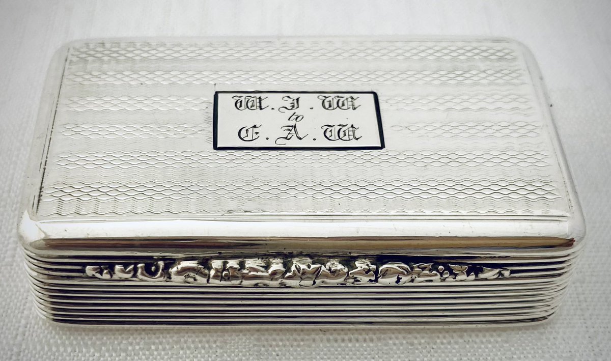 BassetlawA's tweet photo. A William IV silver snuff box. Hallmarked for Birmingham 1832 by Thomas Shaw. #silver #antiques #snuff #snuffboxes https://t.co/GkURYROd5Z