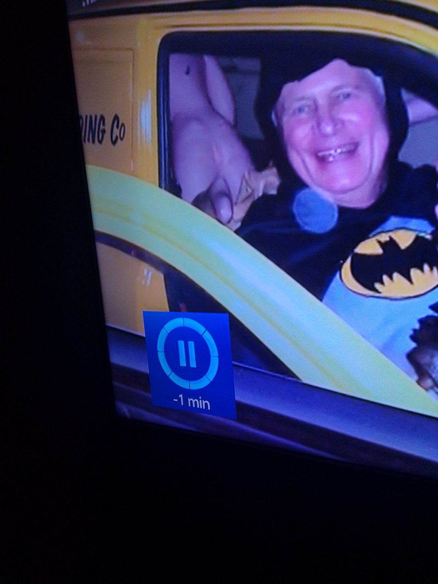 nuttarussell's tweet photo. @Channel4 I really can't unsee what I was greeted with yesterday whilst watching yet another repeat of Four in a Bed. Can you please explain why this was shown before watershed? https://t.co/qFRK28HCts