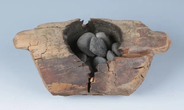 asIiceofhistory's tweet photo. Earliest known signs of cannabis smoking unearthed in China. Cannabis was detected from the scraps of this brazier by Gas chromatography-mass spectrometry. https://t.co/zjezuWaei3