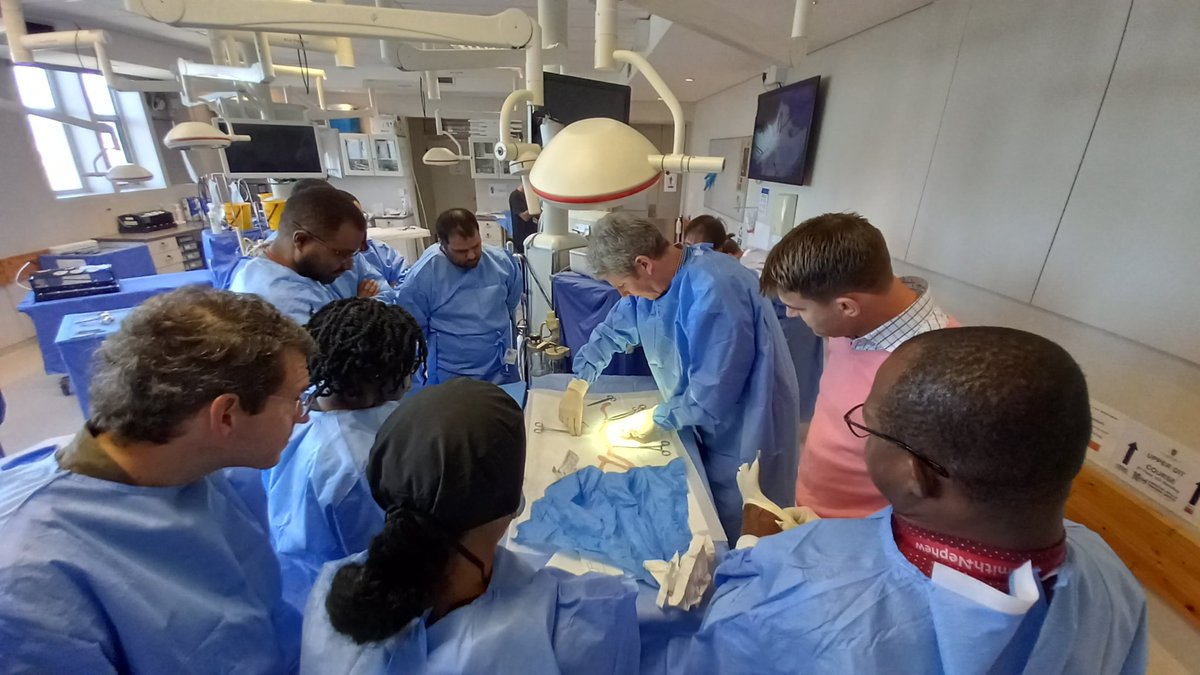 General Surgery Registrars GSH/UCT tweet media