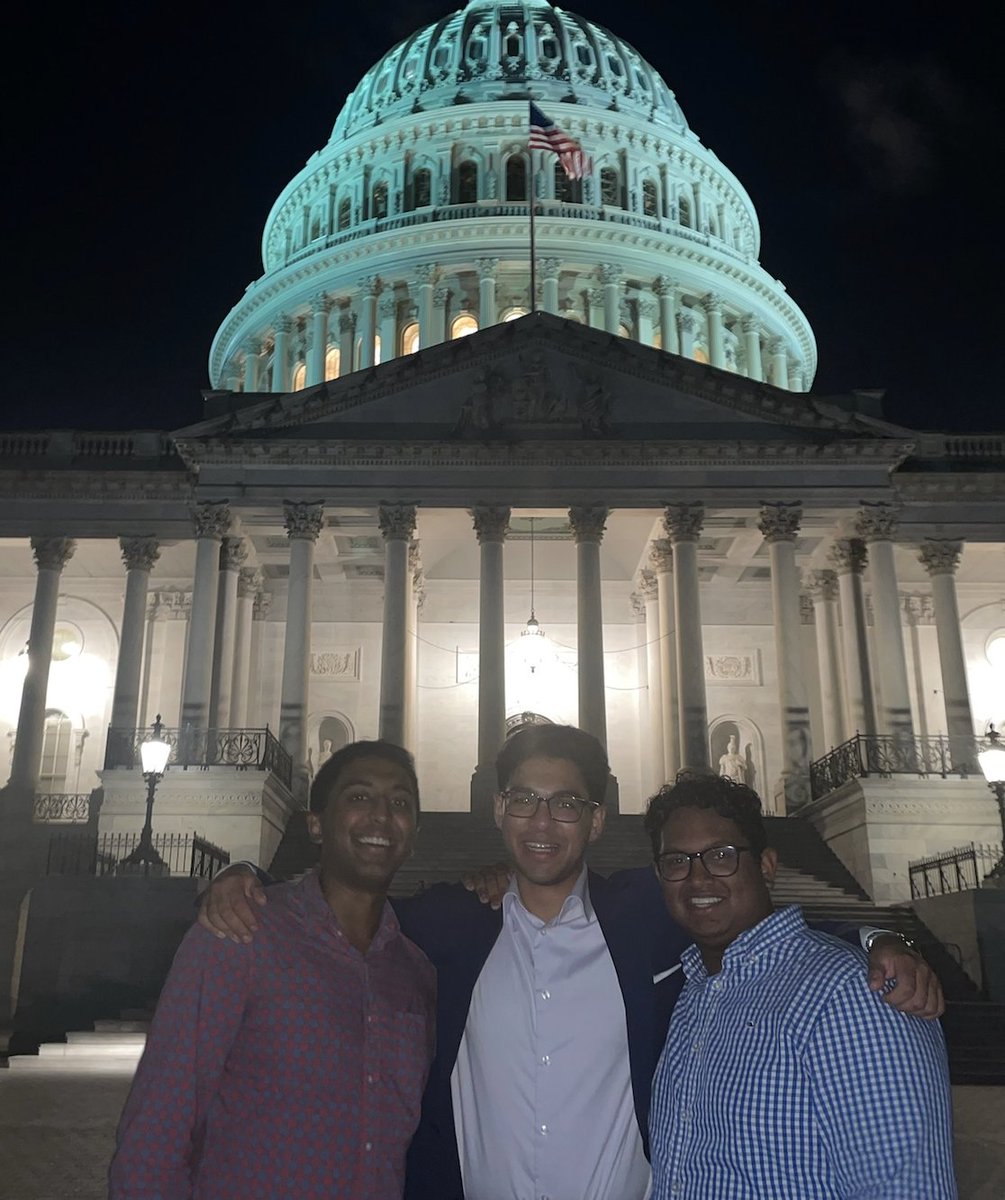 Washington Leadership Program tweet media