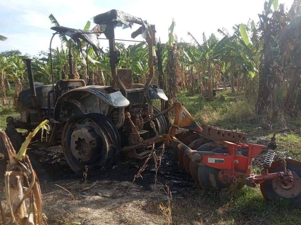 Tiam1702's tweet photo. Junta soldiers shot dead to an 11 yo child in Yesagyo tsp, and abducted 4 youths including a 17 yo girl in Kanbalu tsp yesterday.
#2022Sept11Coup #AcceptNUGRejectMilitary #WhatsHappeningInMyanmar https://t.co/XNx9wOXRRH