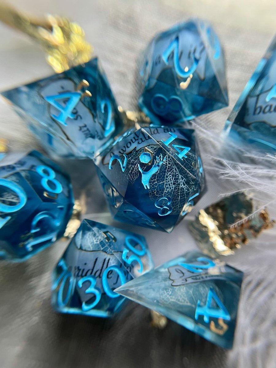 chortshoard's tweet photo. “Marquet” by @DisruptrDice, cast for @matthewmercer —  “Orym” by @ArcanumDice, cast for @VoiceOfOBrien — “Fearne”, cast by @crownandbeau for @TheVulcanSalute — “Storm” by @DicebyDi, cast for @robbiedaymond — #️⃣: #CriticalRole #criticalrolefanart #dnd #handmadedice #dice https://t.co/cb2YhX7aFK