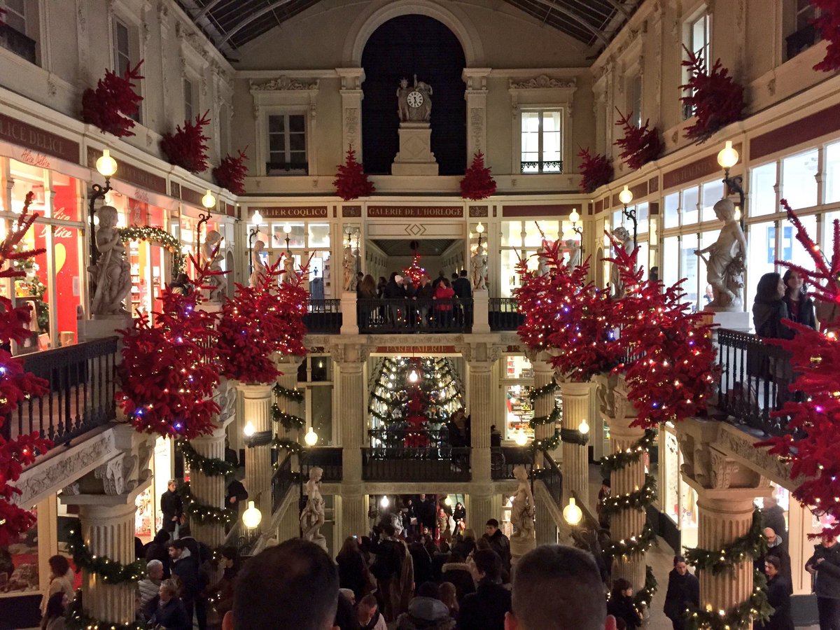 Nanteshype's tweet photo. 📅 #Noël 2022 🎄 🎅 à #Nantes : @levoyageanantes organisera la 1ère édition du "Voyage en hiver" du 25/11/2022 au 01/01/2023 via @presseocean https://t.co/lUMVq0tLsZ