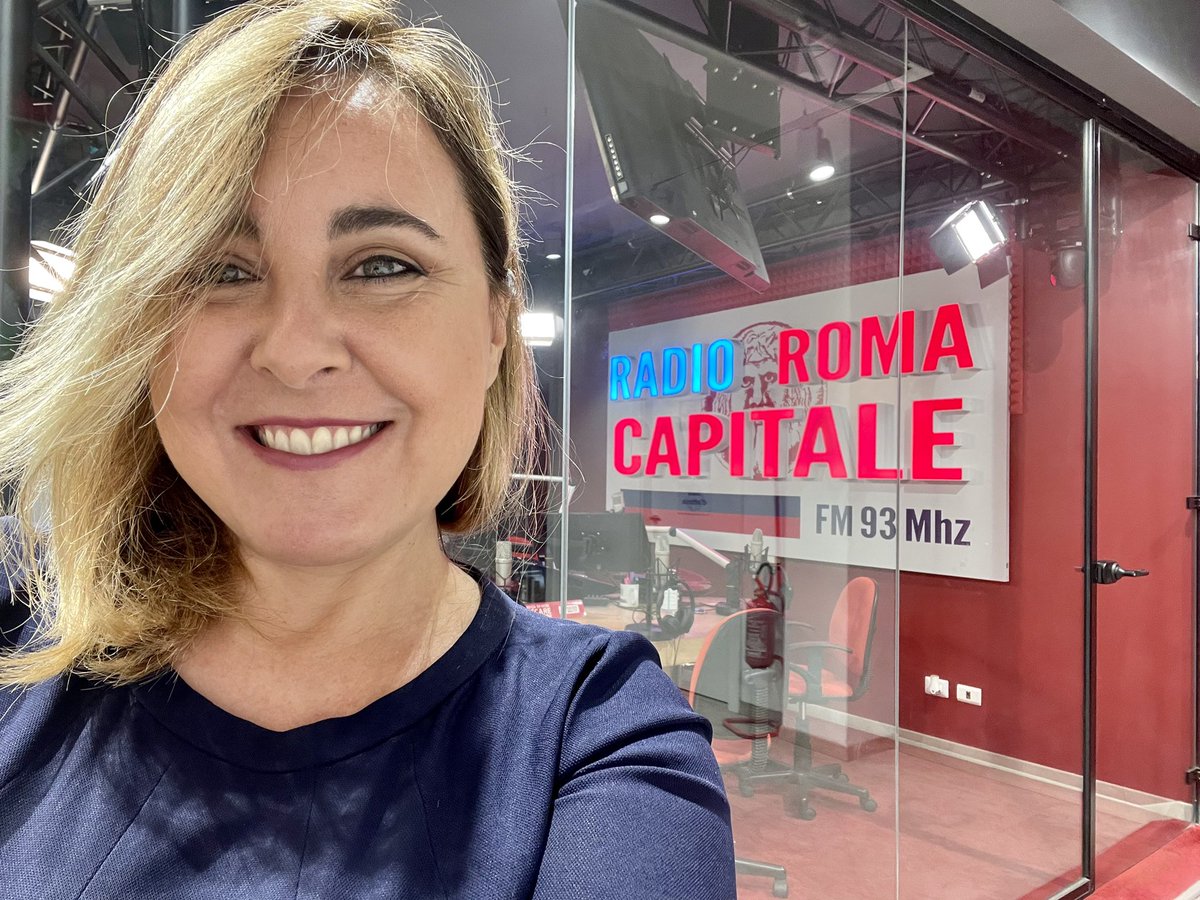 Ieri in <a href="/RRCapitale/">RadioRomaCapitale</a> per parlare dello <a href="/SLBadaracco/">SLBadaracco</a> di orientamento alla professione forense e nuove questioni di privacy ed eredità digitale. 
Il mondo cambia ma l’Avvocatura resta l’unico concreto strumento di tutela dei diritti e delle libertà fondamentali. 
#Badarachik