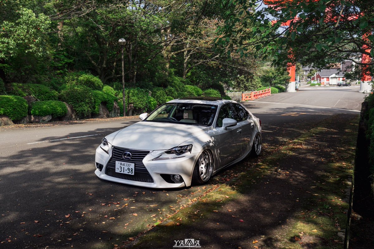 yuya___is300h's tweet photo. 今日で２３歳なりました！
車も仮完成でやっとお披露目です😊
見てくれると嬉しいです😆

LEXUS IS300h versionL

ROAMAIR air suspension
work Meister S1 9.5J +22

@Hy_YAMA1122 いろいろ相談聞いてくれてありがとう☺️

誕生日に間に合ってよかった😭 https://t.co/VrygfDPjl8
