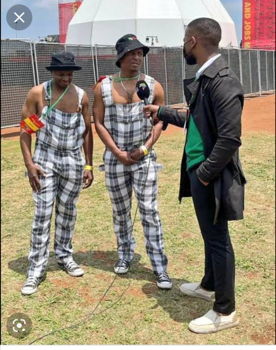 PerfectaPM's tweet image. As Kwaito Nation, we are deeply devastated and sad about the passing of our Alaska group member Thabo Tsotetsi. Thabo died this morning. So basically nje there is no more Kwaito group called Alaska. All members died and was only 2 left. Rest in peace Crazy T😭