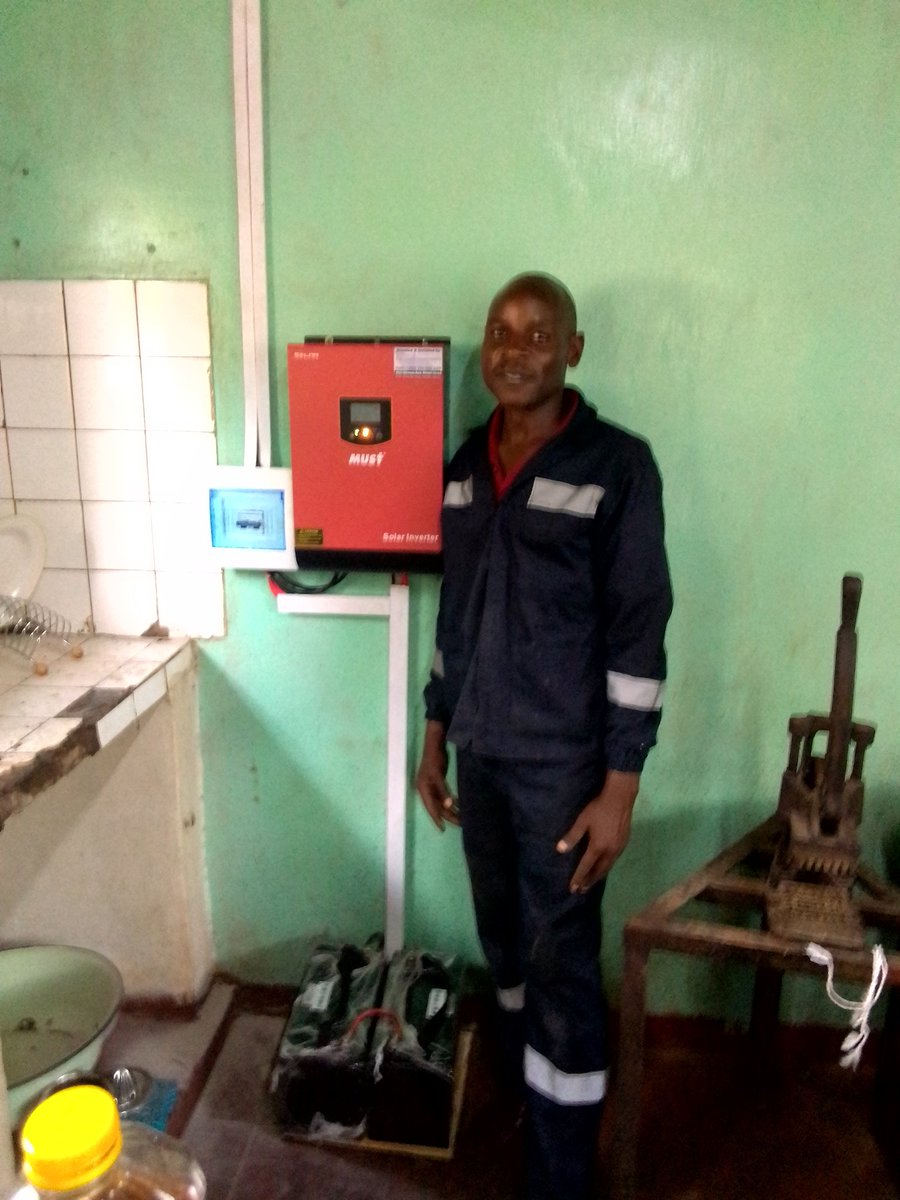 AshieWekwaPanga's tweet photo. The future is looking bright🌎for these families! They just said YES to solar with SUNBILITY SOLAR & ELECTRICAL!
#sayyestosolar #goingsolar #solarpower #solarenergy #solar24news https://t.co/2TujSARMXP