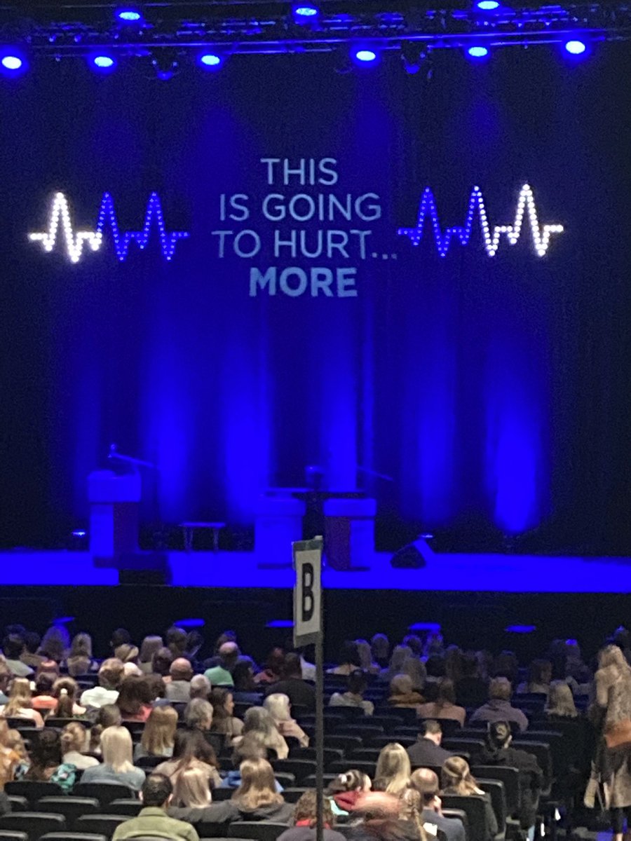 KayeWall's tweet image. Fab night watching the amazing @amateuradam 💙