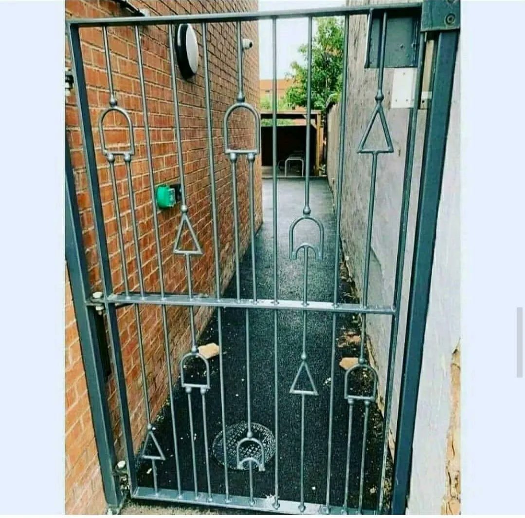 RNinTech's tweet image. All the gates in one gate 😁 Follow ➡️ @RNinTECH for geek stuff and anything technology.

#electronic #electrical #arduino #engineering #project #robotics #sensors #microbot #robo #microprocessors #transistor #computer #diy #retrocomputer #technology #tech #geek #geekmemes