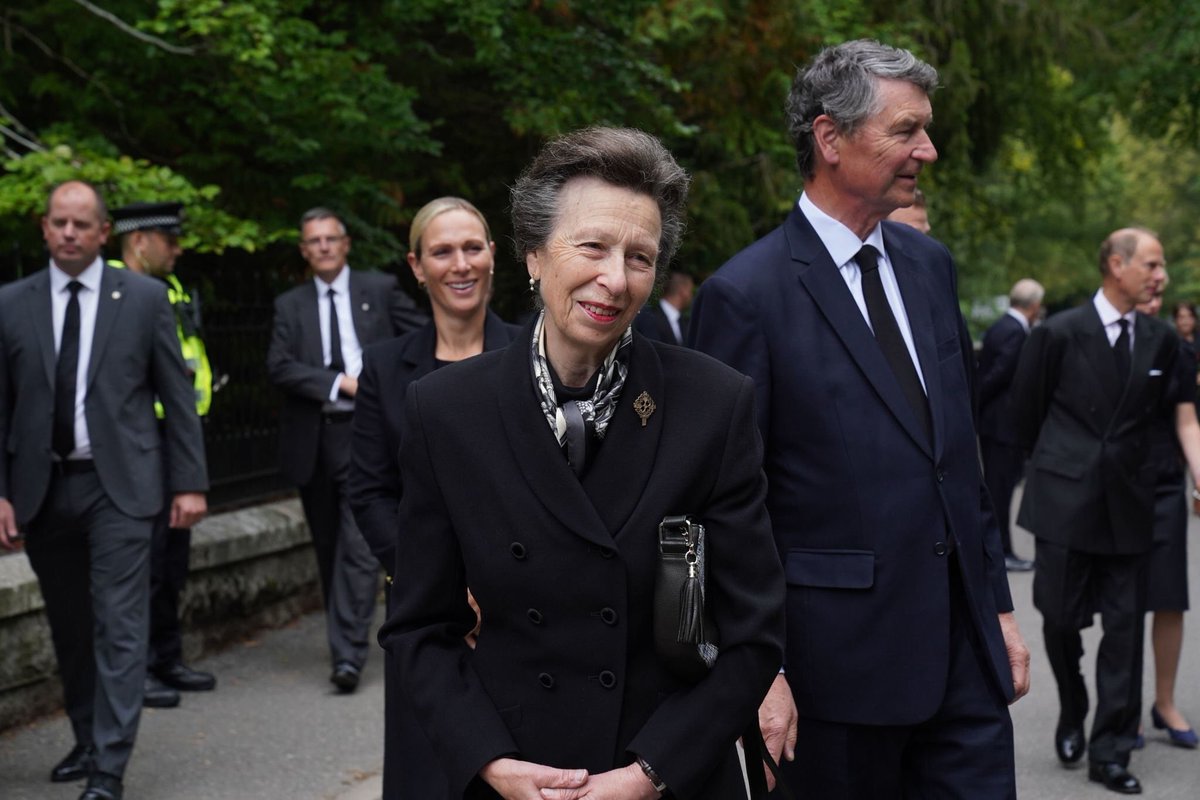 My thoughts today are especially with Anne. I don’t think she has been given enough attention or recognition. She’s been beside her mother through every moment this week 🤍