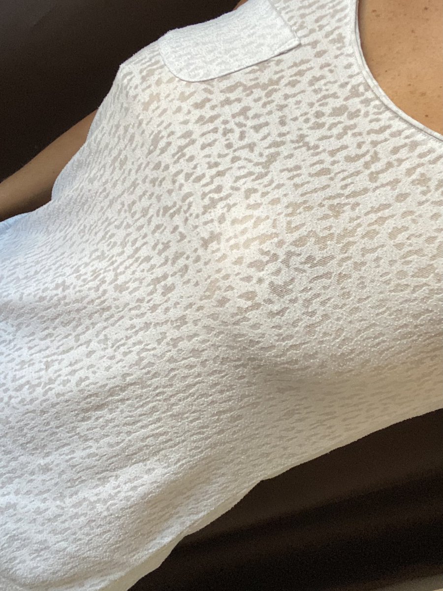 MissSensuelle's tweet photo. J’aime les dimanches sans sous vêtements 🤩🤩🤩 https://t.co/djD2vJjmxx