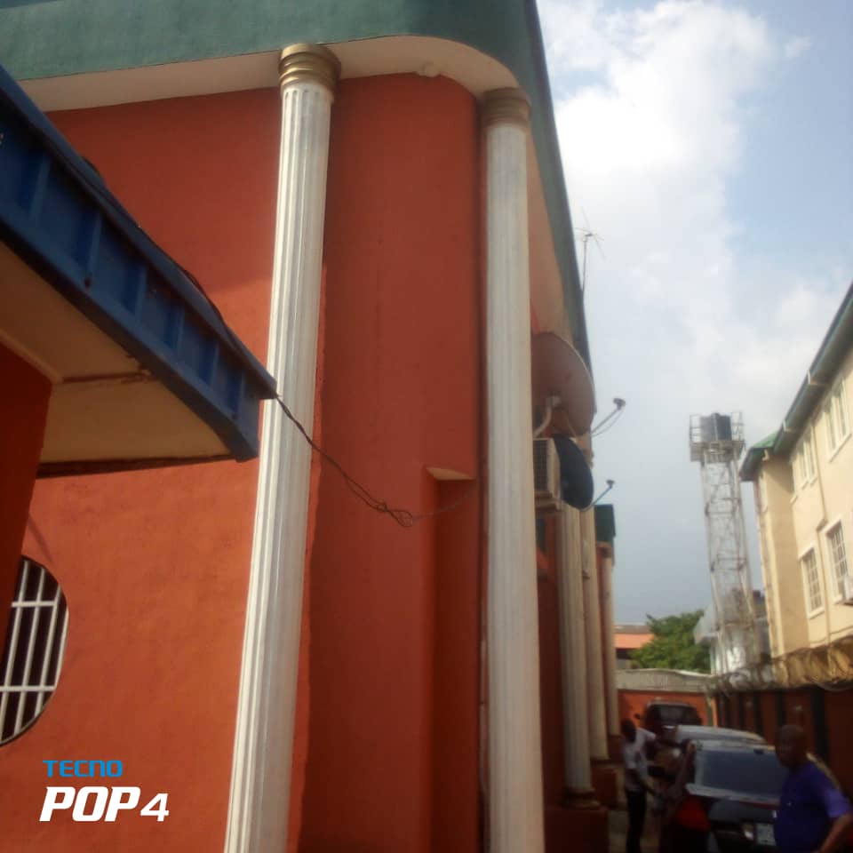 Equitytrustppty's tweet photo. FOR URGENT SALE!!!
A Block of 4 nos 3 Bedroom Flat at Olowola, Off Lasu,Ojo Expressway,Igando.
Document: CofO. 
Price:#50m net
Equity Trust Properties: 
08148292229,
08039193091 https://t.co/fwm1WQNmz0