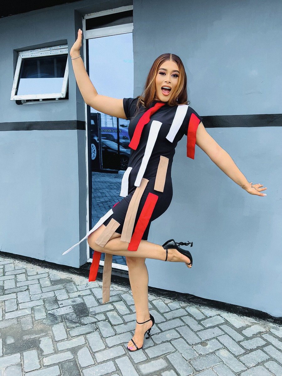 iamadunniade's tweet photo. How I wish I had the blueprint on how to truly be successful because God in heaven knows how hard I work! In a country where people discredit your work and effort only to copy and recreate what you’ve done and then somehow gaining more than you the originator. https://t.co/jMr8VmCYSh