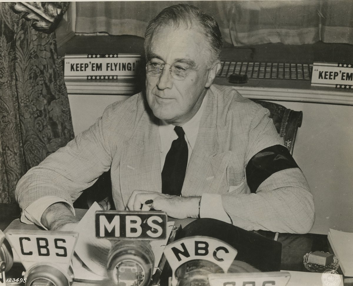 presidentmanny's tweet photo. 81 Years Ago Today, on #ThisDayInHistory, #President #FranklinDRoosevelt delivers his Fireside Chat "On Maintaining Freedom of the Seas" from the @WhiteHouse on September 11, 1941 🇺🇸 @FDRLibrary @FDR_Global @WhiteHouseHstry #FDR #POTUS #POTUS32 #Roosevelt #1940s #USA #History https://t.co/8ynAUEWdTw