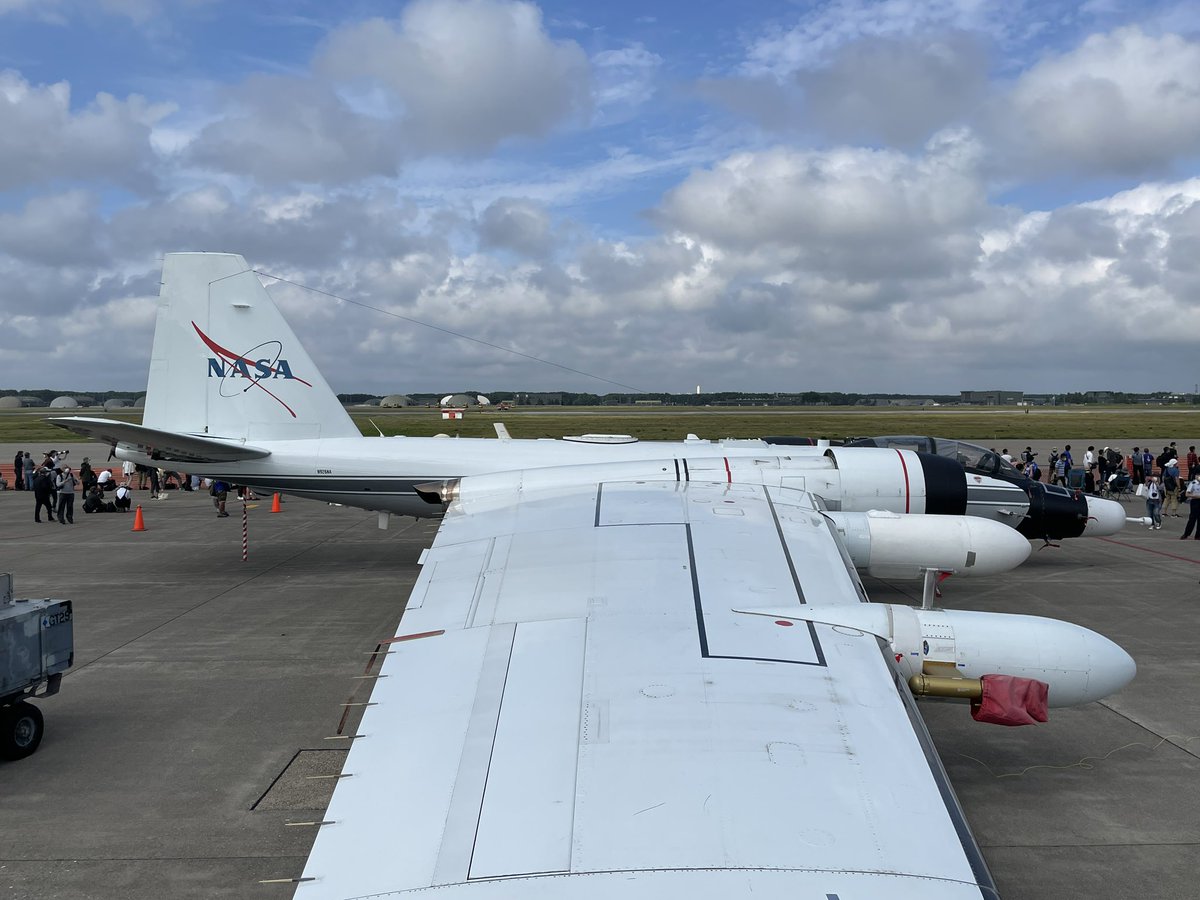 c50cub96's tweet photo. 尾翼のNASAでテンション爆上がりでした、ええもん見れましたわ〜。 #三沢基地航空祭 #WB57F #NASA https://t.co/UOIoV9jzrd