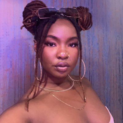 BahasiChapman's tweet photo. #NewProfilePic https://t.co/jCuvj7njYm