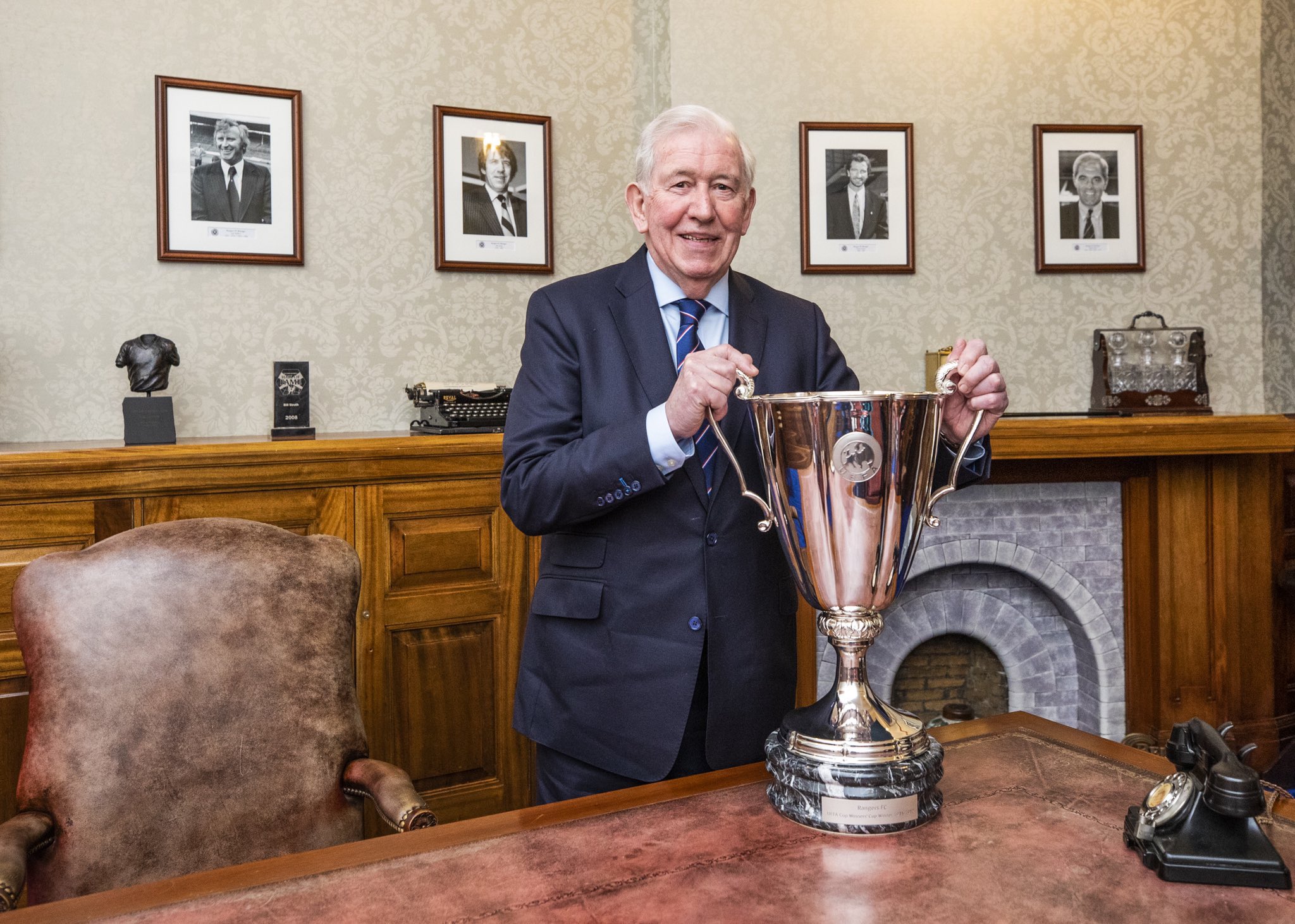 John Greig, THE GREATEST OF ALL!
Happy Bday, LEGEND! 